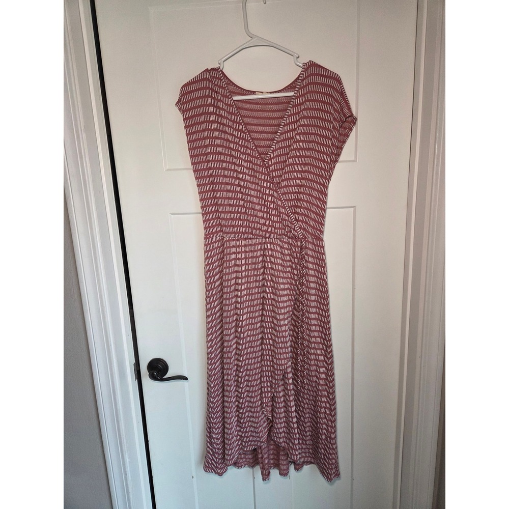 Mauve White Geometric Dash Print Faux Wrap Midi Dress Surplice V-Neck Cap Sleeve